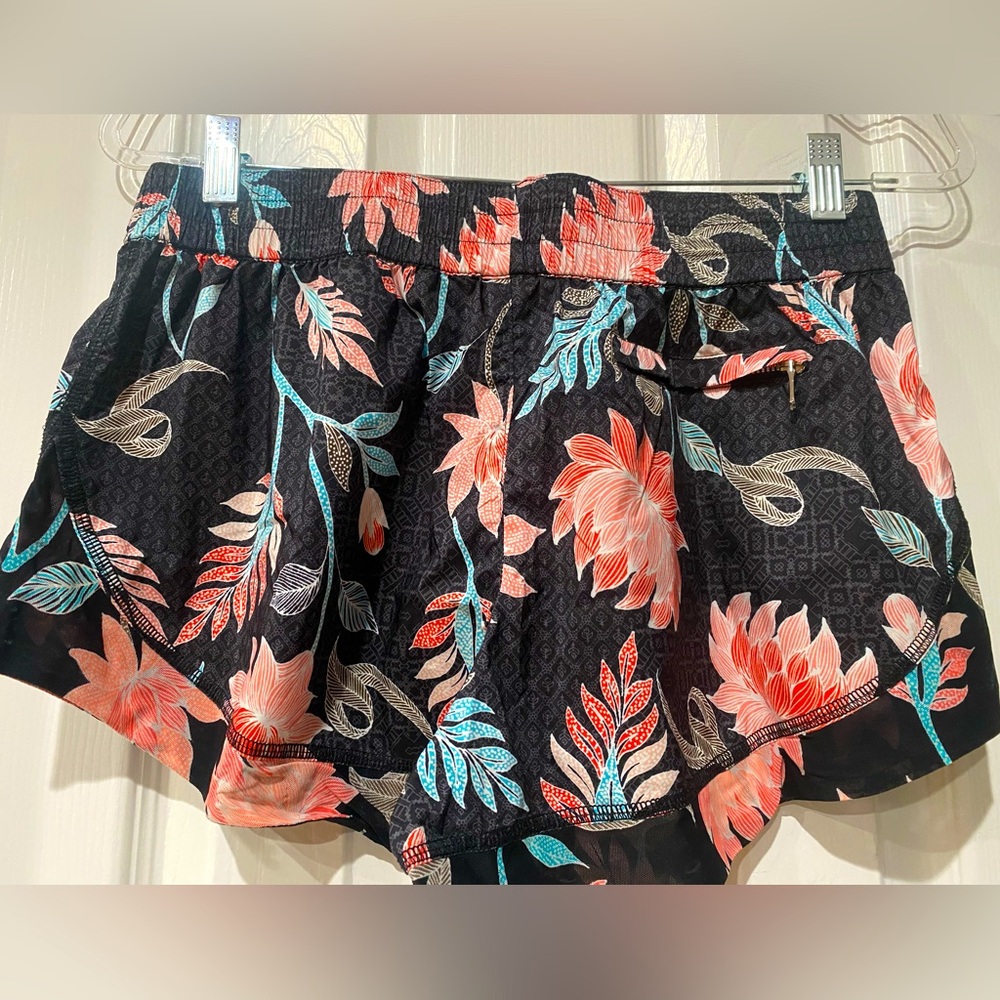 Seafolly Lightweight MicroShorts SzM Floral Print